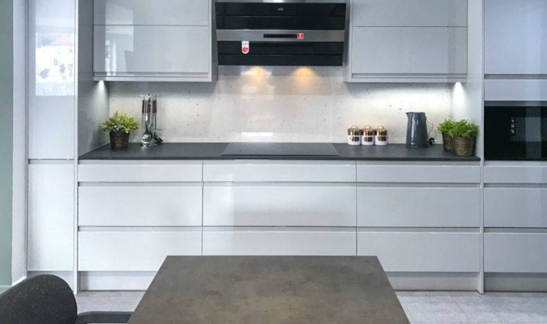 kitchen-worktops-after-being-installed-by-professional-10 What's Included in Your Cabinet Design and What's Priced Separately